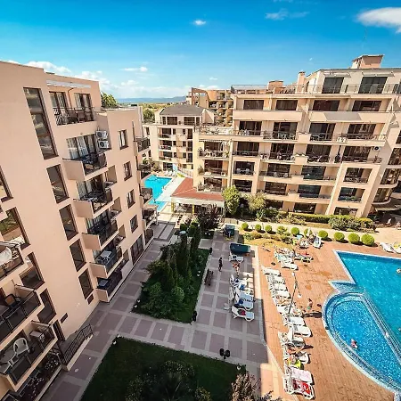 Appartement Top-floor 2br With King Bed & View Sunny Beach